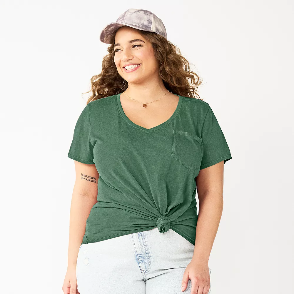 Juniors' Plus Size SO® Oversized Pocket Tee 1 Juniors' Plus Size SO® Oversized Pocket Tee