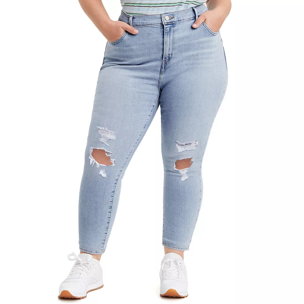Plus Size Levi's® 721™ High-Rise Skinny Jeans 4 Plus Size Levi's® 721™ High-Rise Skinny Jeans - Image 4