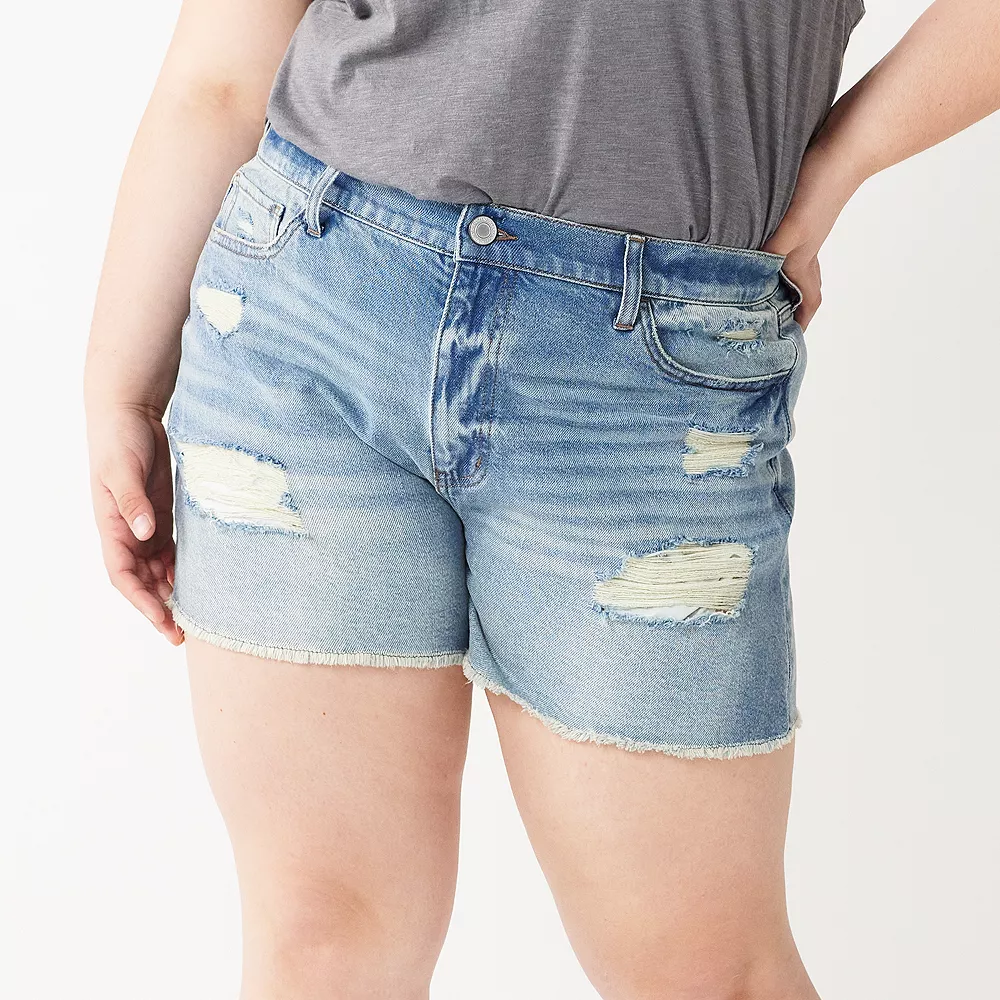 Juniors' Plus Size SO® High Rise Mom Shorts 3 Juniors' Plus Size SO® High Rise Mom Shorts - Image 3