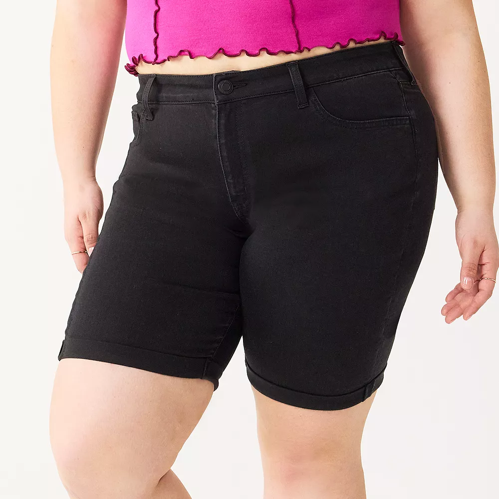 Juniors' Plus Size SO® Low Rise Bermuda Shorts 1 Juniors' Plus Size SO® Low Rise Bermuda Shorts