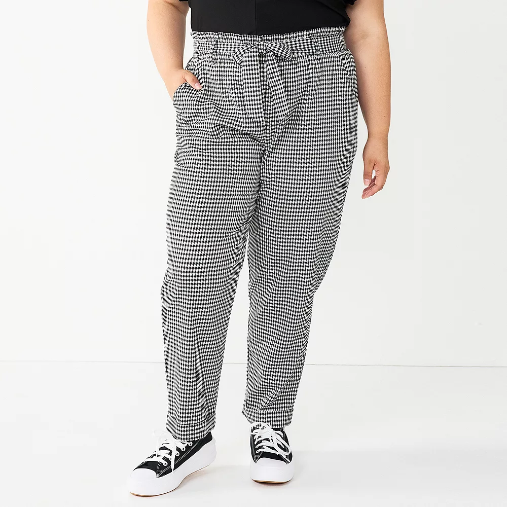 Juniors' Plus Size SO® High-Rise Paperbag Tapered Leg Pants 5 Juniors' Plus Size SO® High-Rise Paperbag Tapered Leg Pants - Image 5