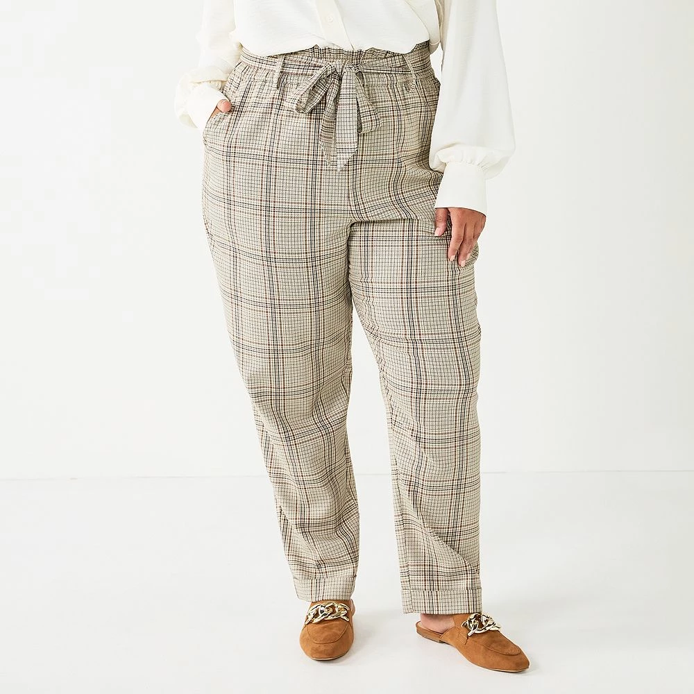 Juniors' Plus Size SO® High-Rise Paperbag Tapered Leg Pants 1 Juniors' Plus Size SO® High-Rise Paperbag Tapered Leg Pants